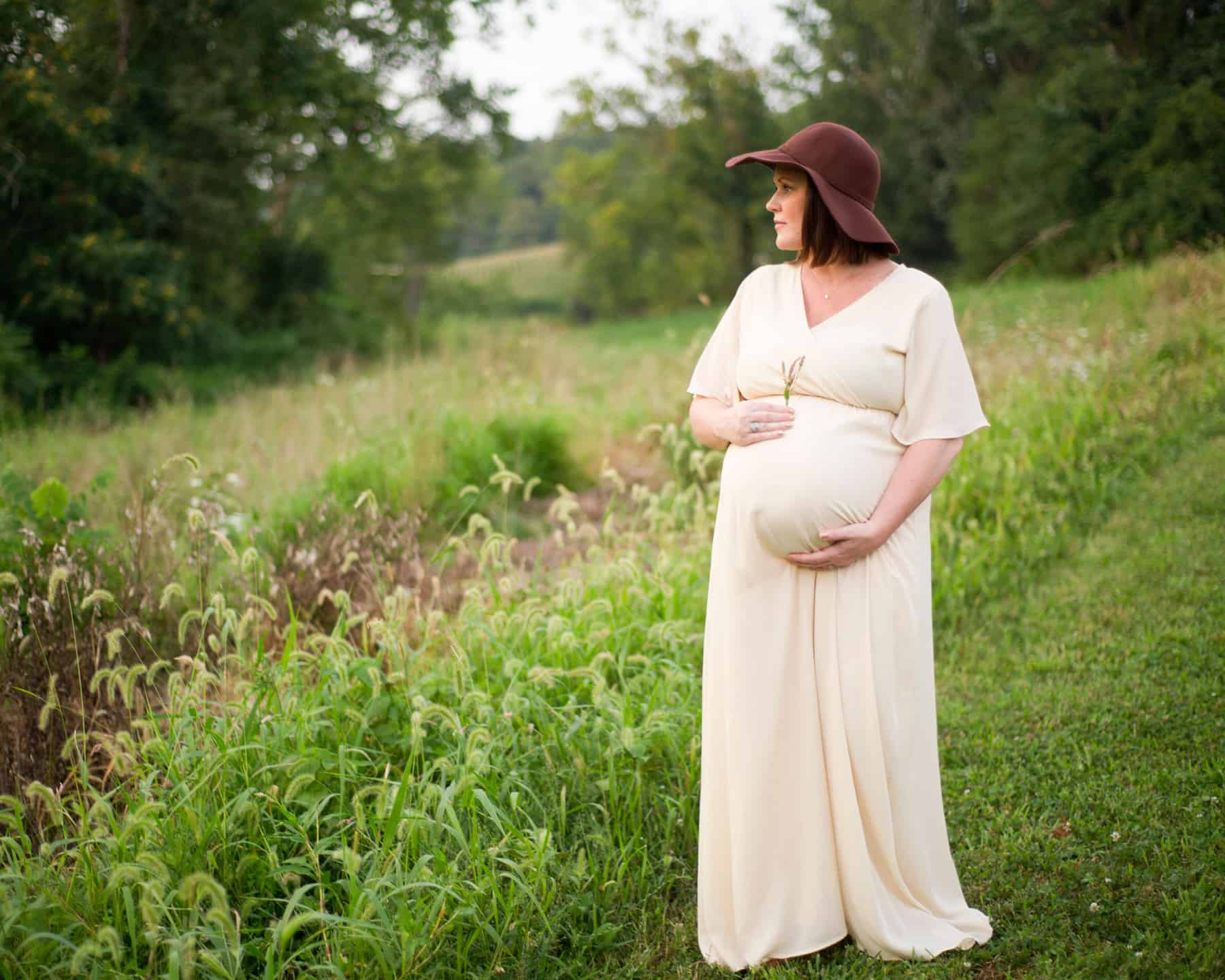 maternity session during sunset in maryland