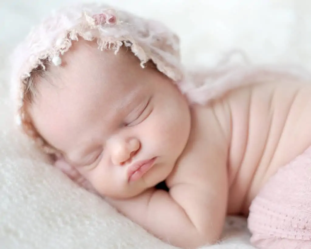 maryland-baby-girl-pink-hat-angela-singleton-photography